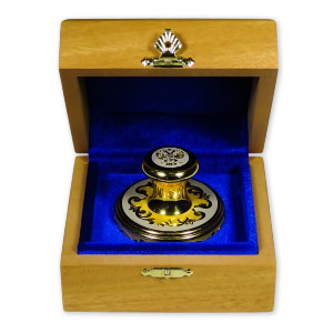 ZLT-40d (d=40 мм) золото,герб (в футляре) металлическая оснастка премиум-класса с золотым покрытием для круглых красконаполненных печатей, диаметр оттиска 40 мм